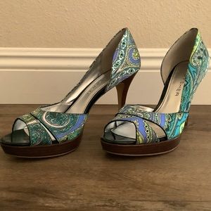 Marc Fisher Paxton Heels Multi Blue Satin Size 9.5 Paisley